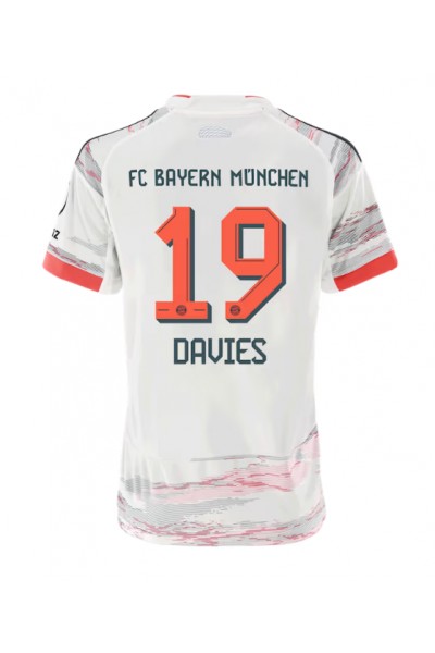 Bayern Munich Alphonso Davies #19 Jalkapallovaatteet Naisten Vieraspaita 2025-26 Lyhythihainen Bayern Munich Alphonso Davies #19 Jalkapallovaatteet Naisten Vieraspaita 2025-26 Lyhythihainen